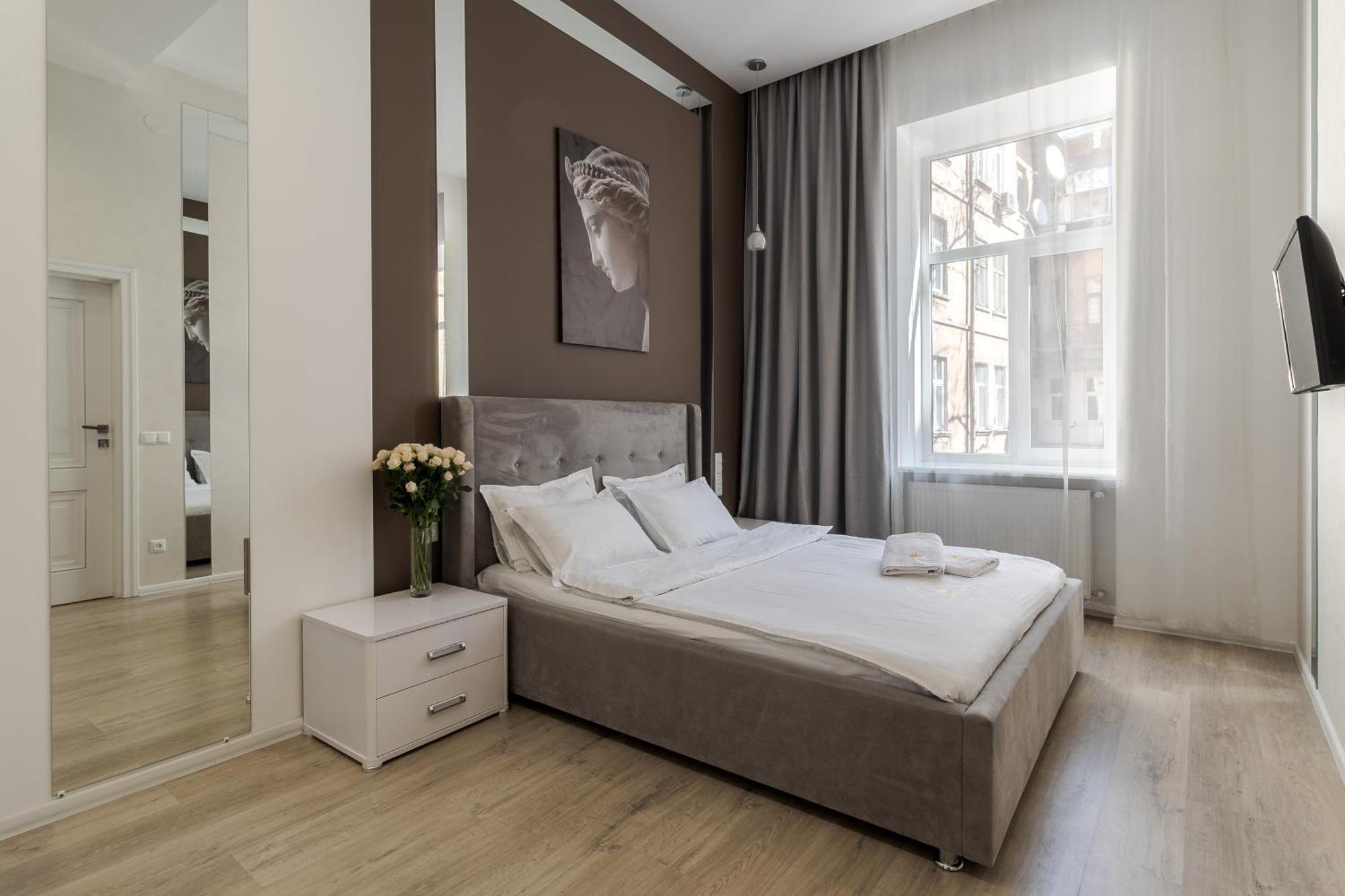 Royal Stylish Apartment In The Old City Lviv Extérieur photo