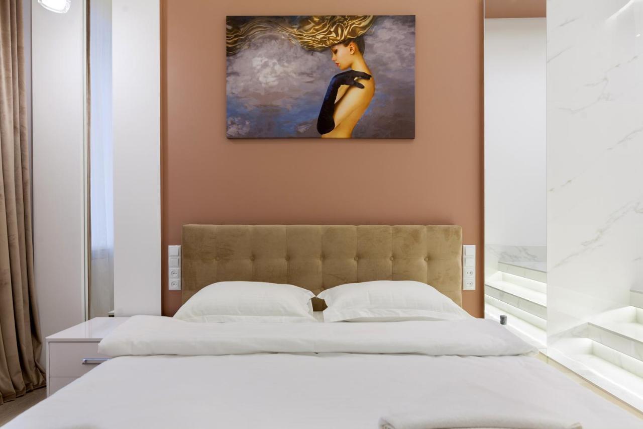 Royal Stylish Apartment In The Old City Lviv Extérieur photo