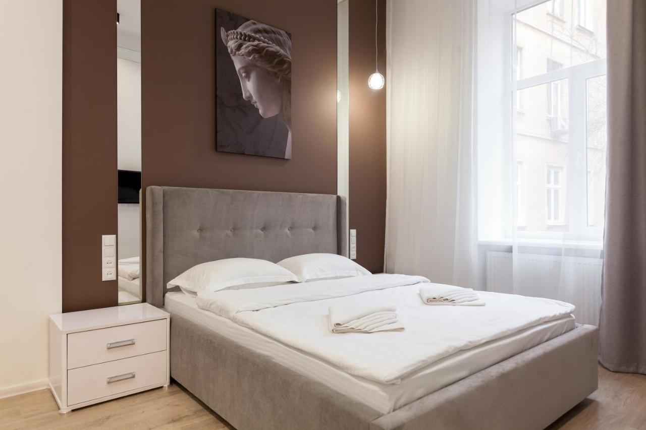 Royal Stylish Apartment In The Old City Lviv Extérieur photo
